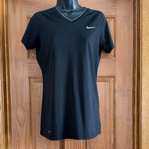 Nike Pro Combat Women’s size M Black V-Neck Top